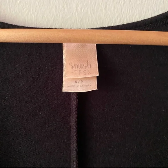 Smash + Tess Sunday Romper Short Sleeve V-Neck Ankle Midnight Black Small - Picture 7 of 11